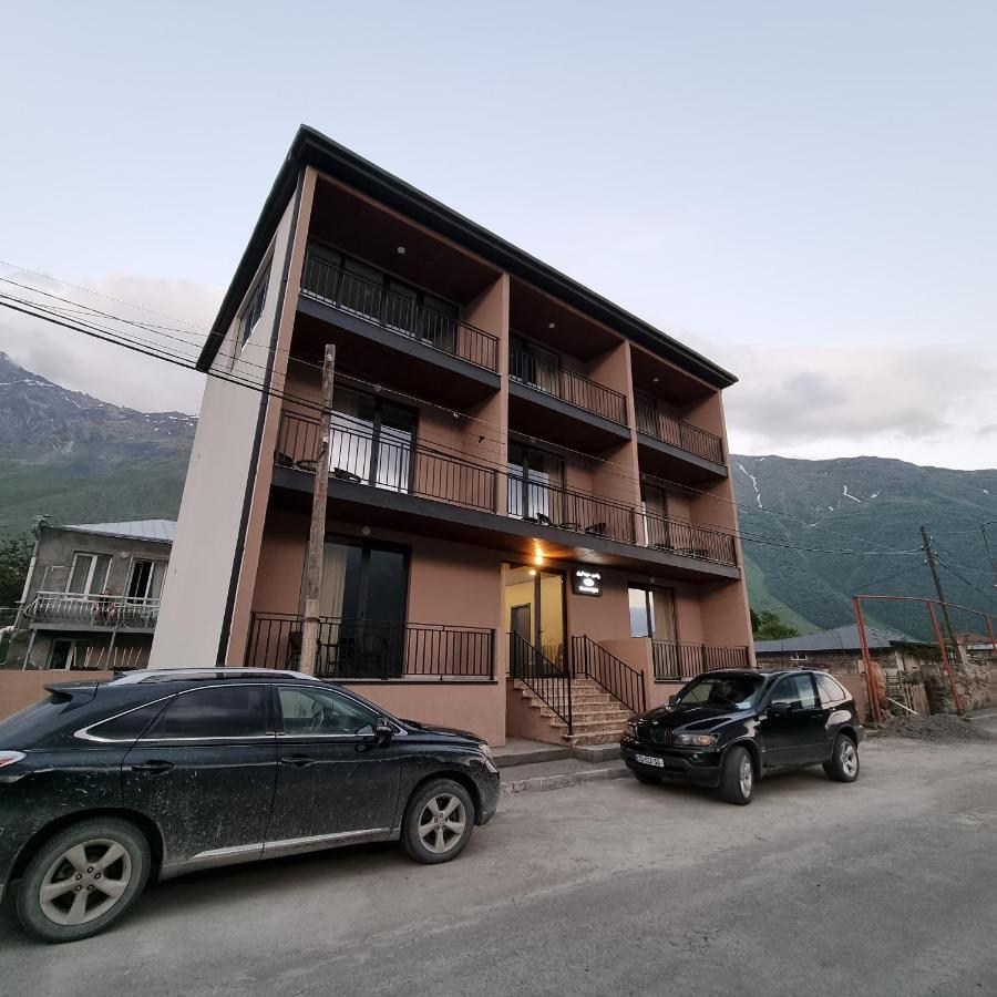 Hotel Sweet Night Kasbegi Buitenkant foto